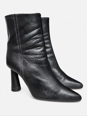 JACQUEMUS | Les Bottes Toula Black Leather Sculptural Heel Boots EU 36.5 US 6.5